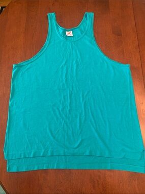 Men’s Size XL Greenish/Teal Racerback Lightweight Tank Tee